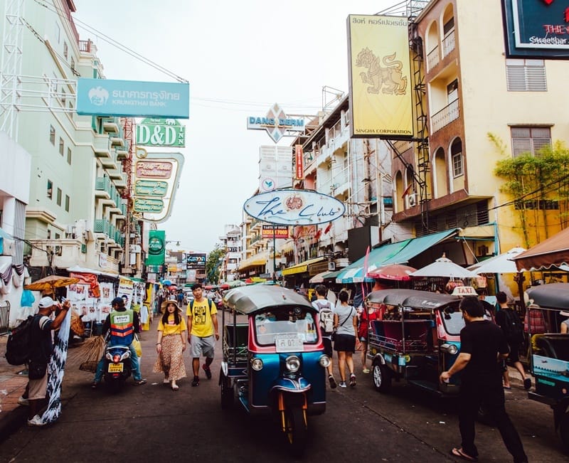 タイのバックパッカーの街「カオサン通り」